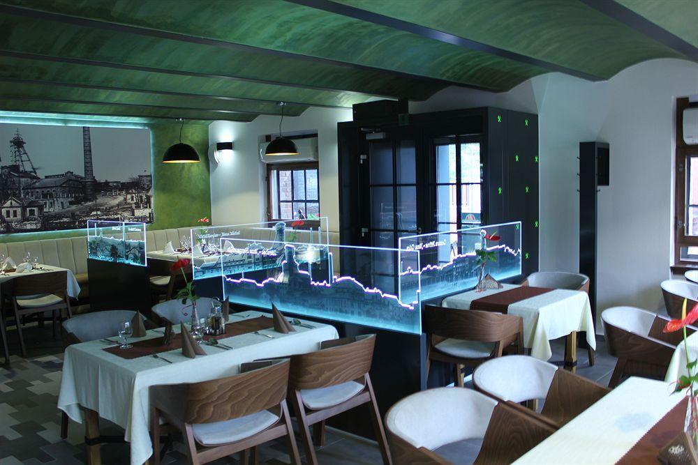 Hotel Maria Ostrava Bagian luar foto