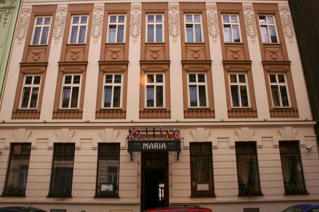 Hotel Maria Ostrava Bagian luar foto