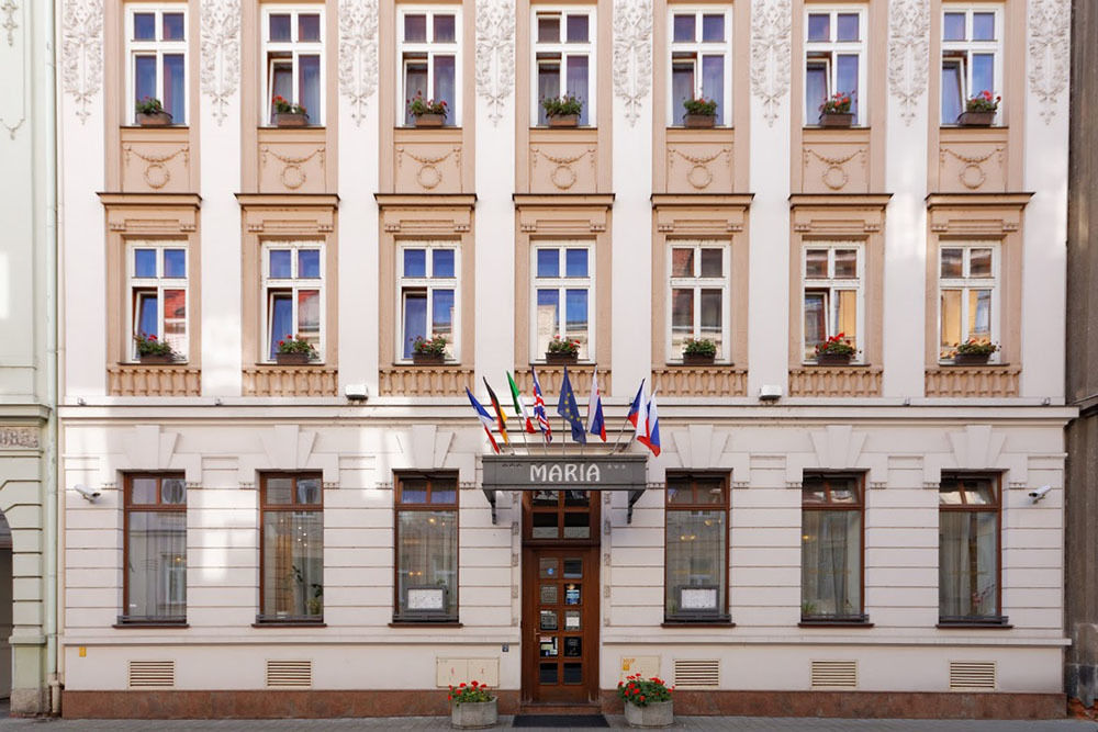Hotel Maria Ostrava Bagian luar foto