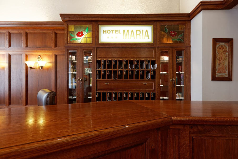 Hotel Maria Ostrava Bagian luar foto