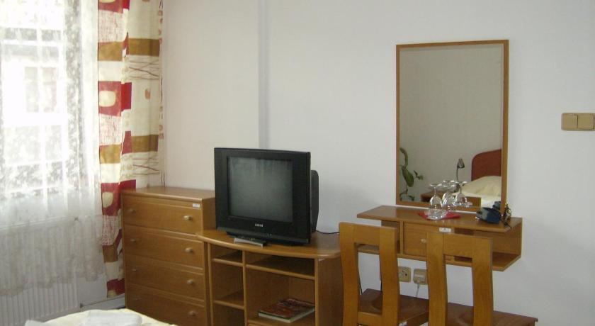Hotel Maria Ostrava Bagian luar foto