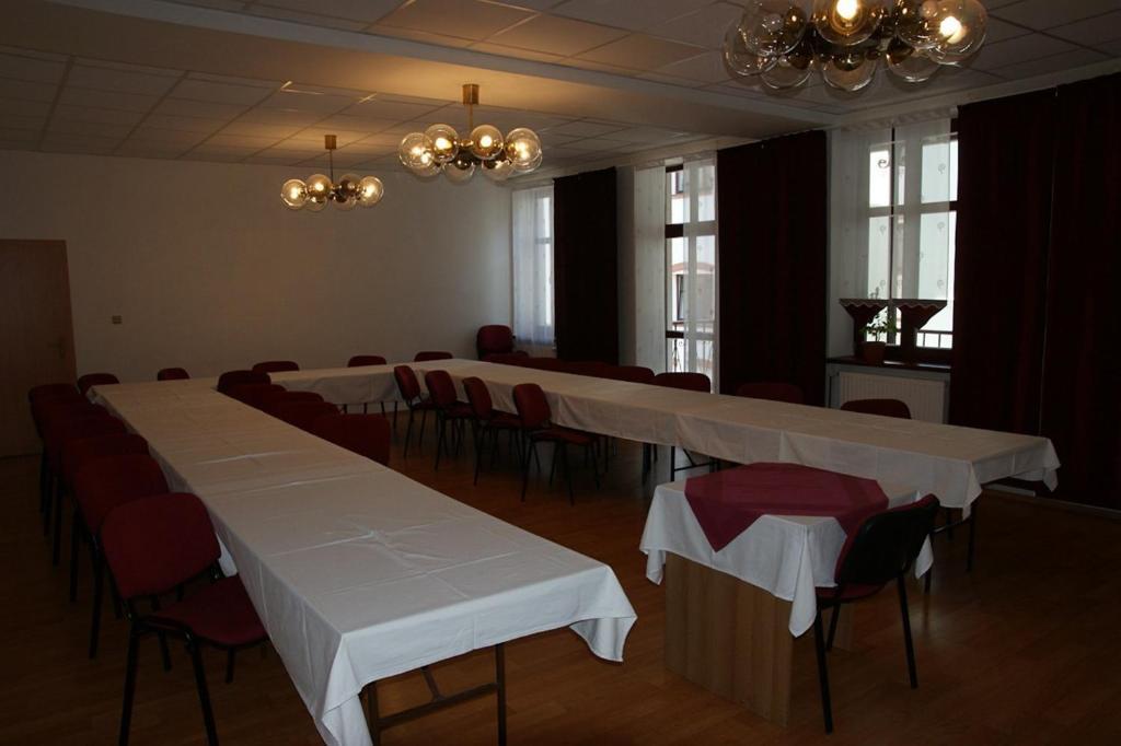 Hotel Maria Ostrava Bagian luar foto