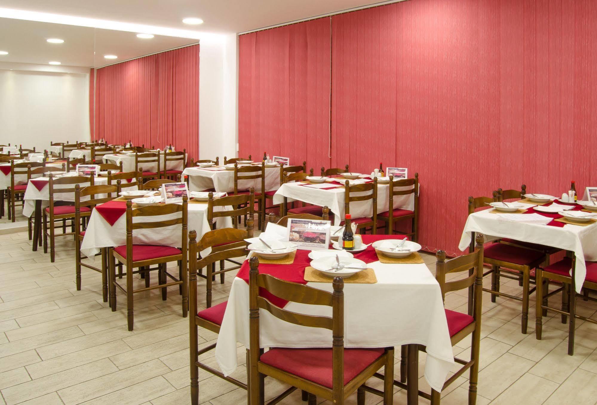Hotel Maria Ostrava Bagian luar foto